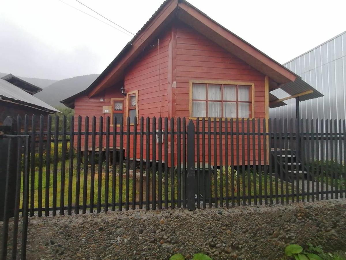 Cabanas Robinson Puerto Puyuguapi Ngoại thất bức ảnh